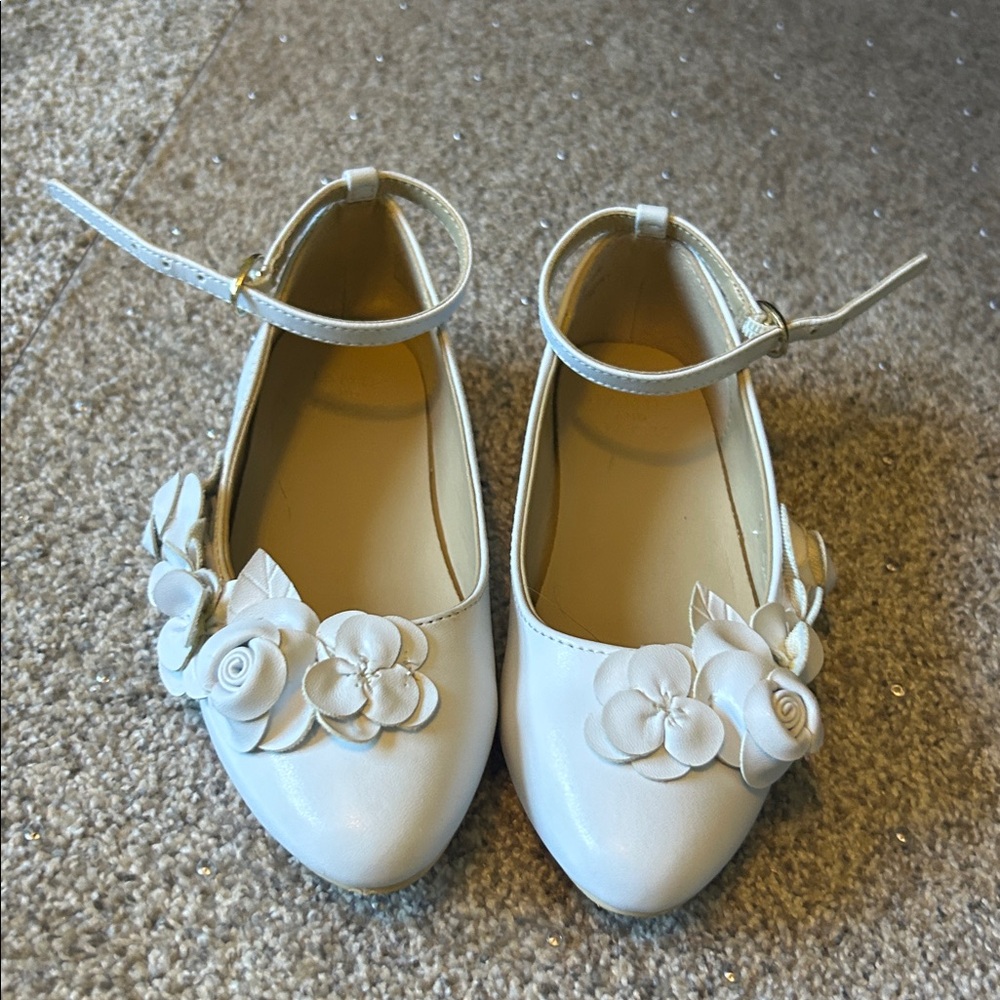 Janie and Jack Floral White Ankle Strap Flats EUC